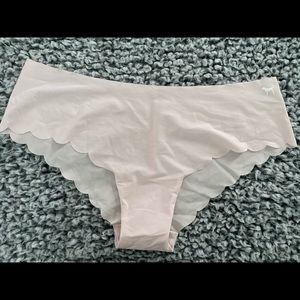 Large Victoria Secret PINK No show Cheekster